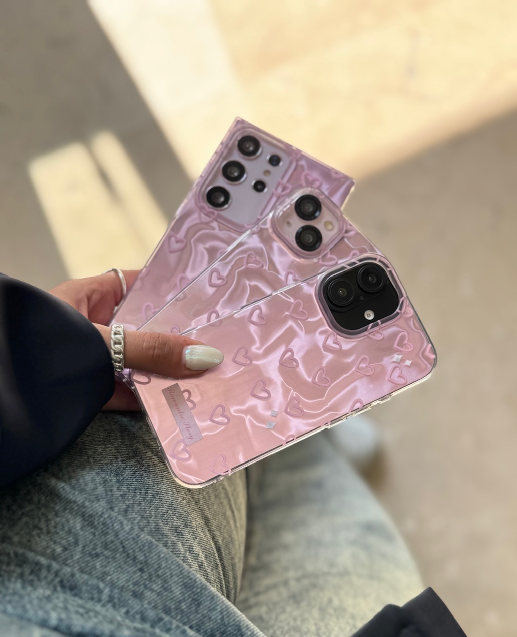 قاب آیفون 13 فانتزی صورتی با طرح قلب و طراحی موج دار دخترونه